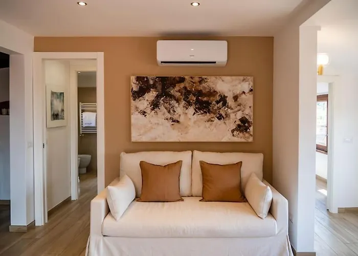 Sky Domus Historic Center Penthouse With Jacuzzi