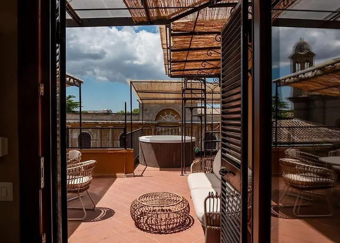 Sky Domus Historic Center Penthouse With Jacuzzi Apartment Rom