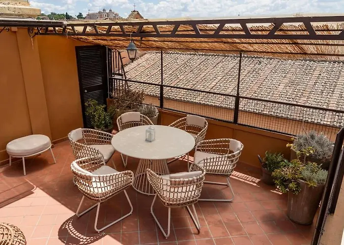 Sky Domus Historic Center Penthouse With Jacuzzi Apartment Rom